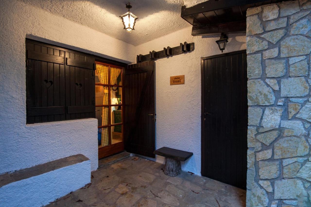 Dandy Villas Agoriani - Chalet Ivoni - Fireplace Eptálofos Eksteriør bilde